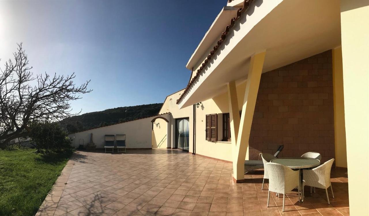 Villa Nuragica Sardegna Bacu Abis Quarto foto