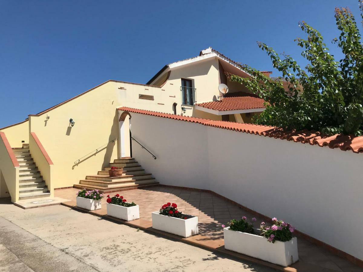 Villa Nuragica Sardegna Bacu Abis Exterior foto